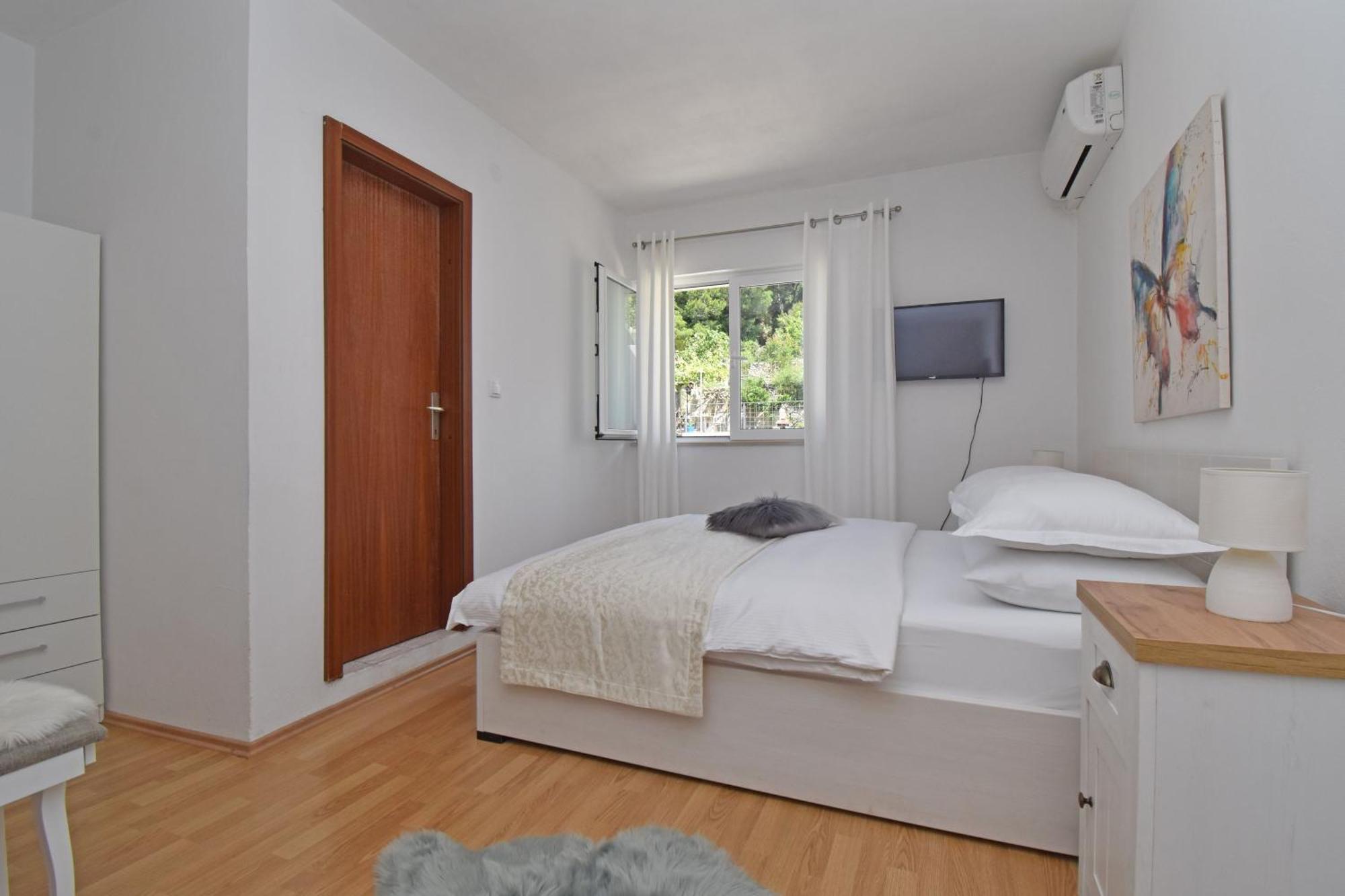 Apartment & Rooms Meri Tučepi Kültér fotó