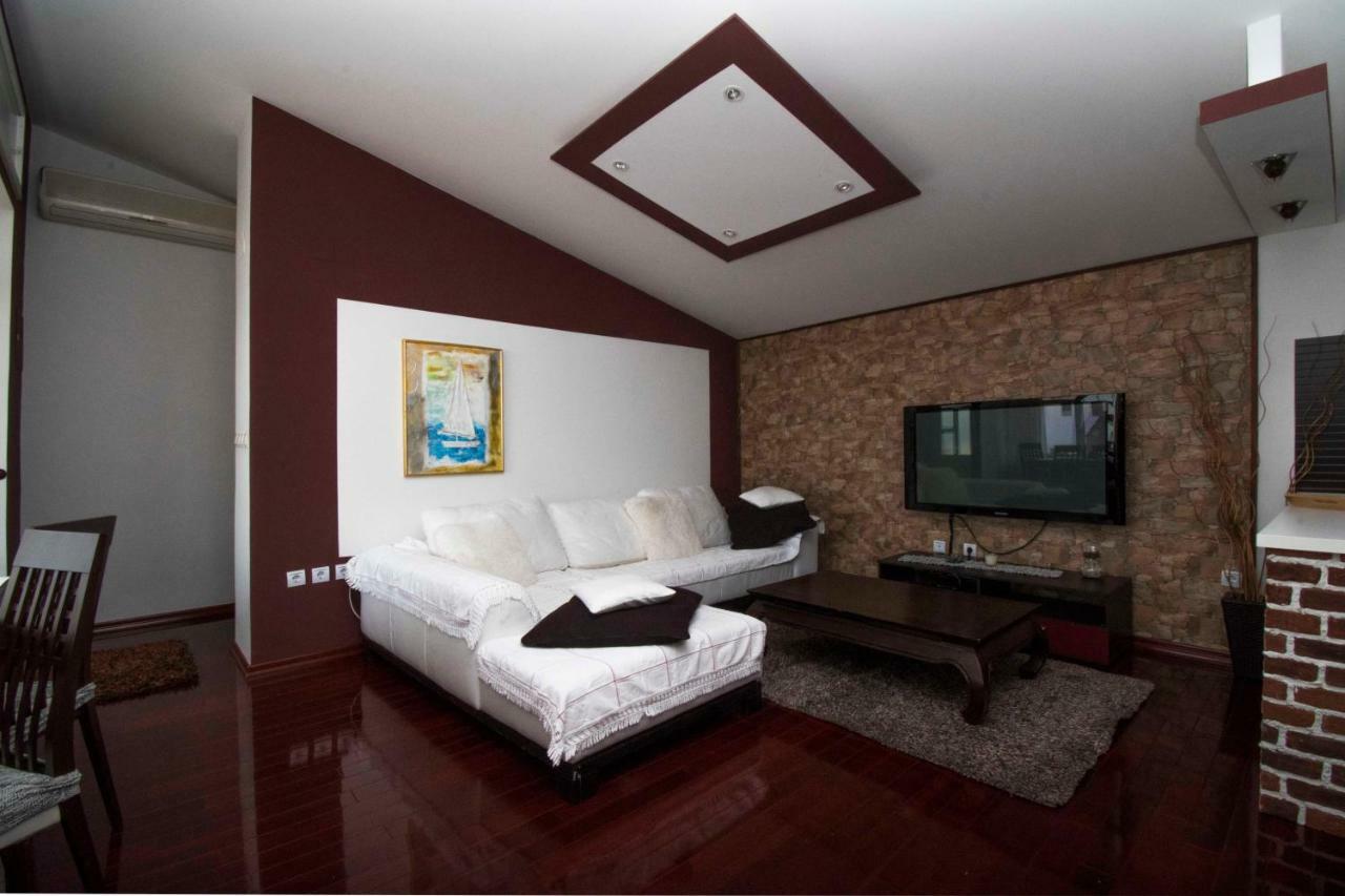 Apartment & Rooms Meri Tučepi Kültér fotó
